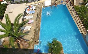Denise Hotel